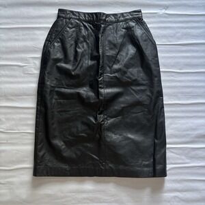 VTG Toffs Genuine Leather Woman's Skirt Size 8 Black Pencil Zip Back Knee Length